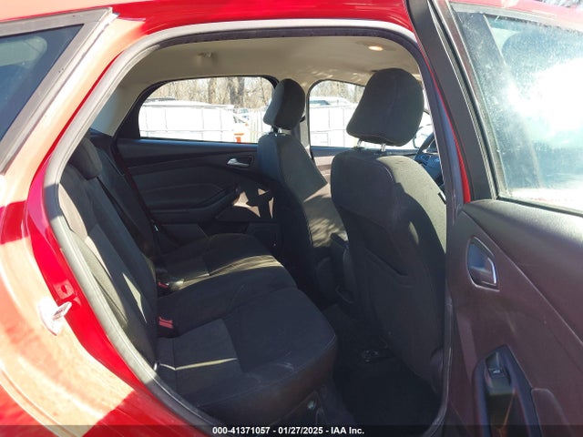 Ford FOCUS SE 2017 1FADP3K26HL249514 Image 8