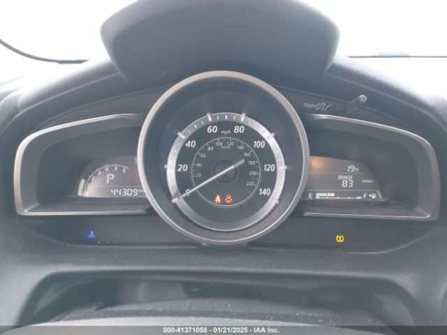 JM1DKFC72G0138818 Mazda Cx-3 Touring