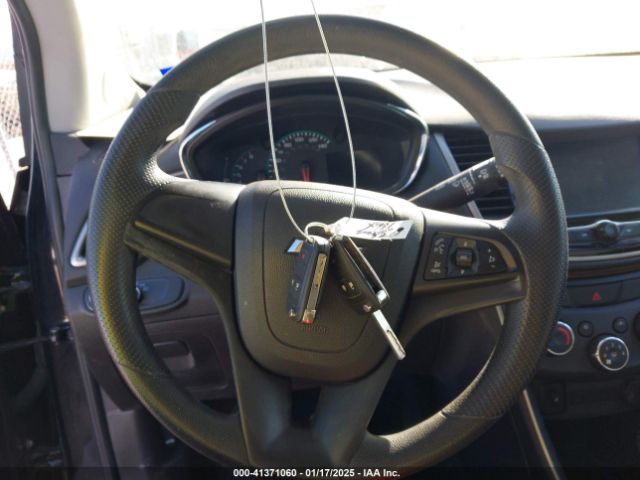 3GNCJNSB6HL287940 Chevrolet TRAX LS