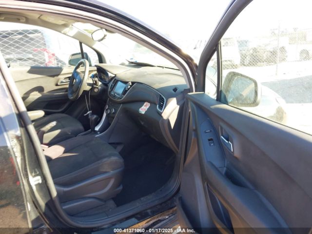 3GNCJNSB6HL287940 Chevrolet TRAX LS
