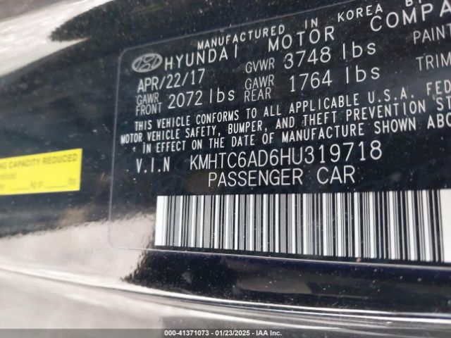 KMHTC6AD6HU319718 Hyundai Veloster Value Edition
