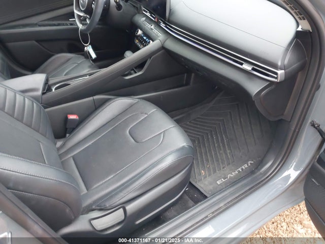KMHLP4AG5PU370869 Hyundai Elantra Limited