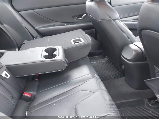 KMHLP4AG5PU370869 Hyundai Elantra Limited