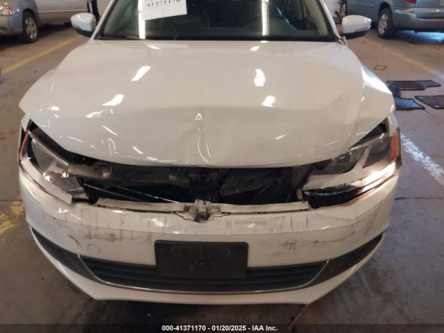 3VWD17AJ8EM336253 Volkswagen Jetta 1.8t Se