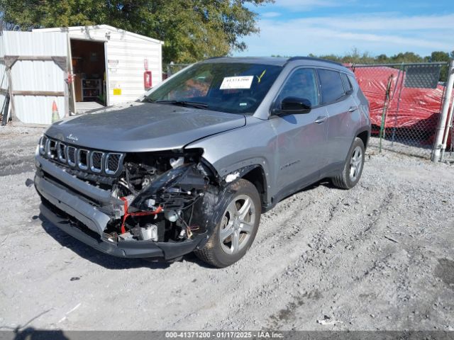 3C4NJDBN1RT605230 Jeep Compass Latitude 4x4