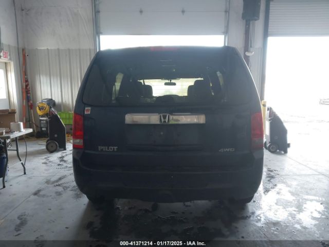 5FNYF4H23EB008018 Honda PILOT LX