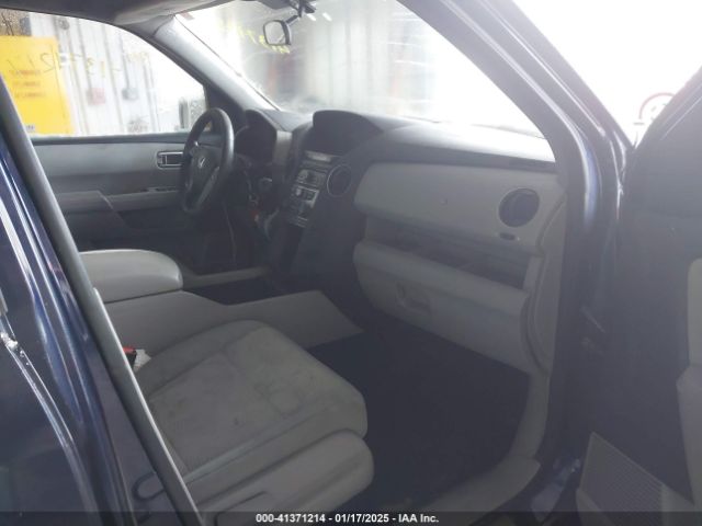 5FNYF4H23EB008018 Honda PILOT LX