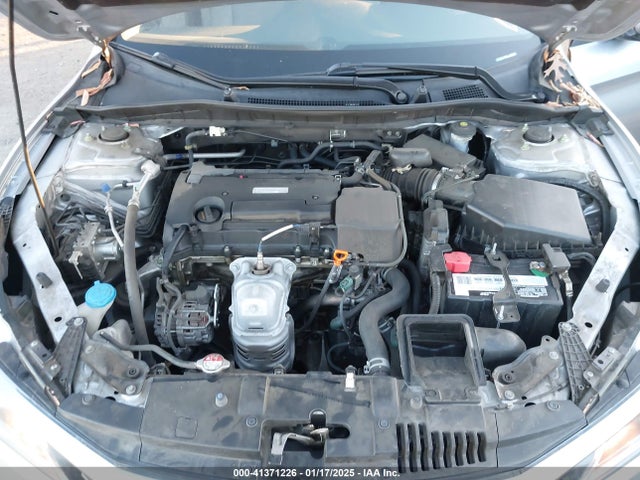 Honda ACCORD LX 2017 1HGCR2F33HA167525 Image 10