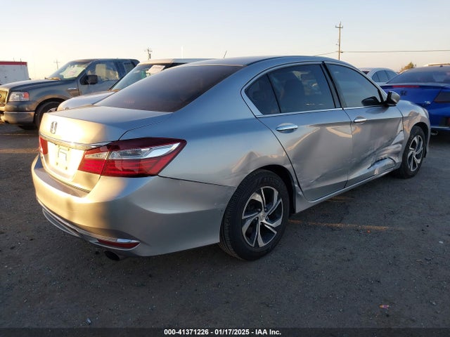 Honda ACCORD LX 2017 1HGCR2F33HA167525 Image 4