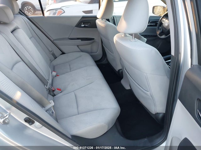 Honda ACCORD LX 2017 1HGCR2F33HA167525 Image 8