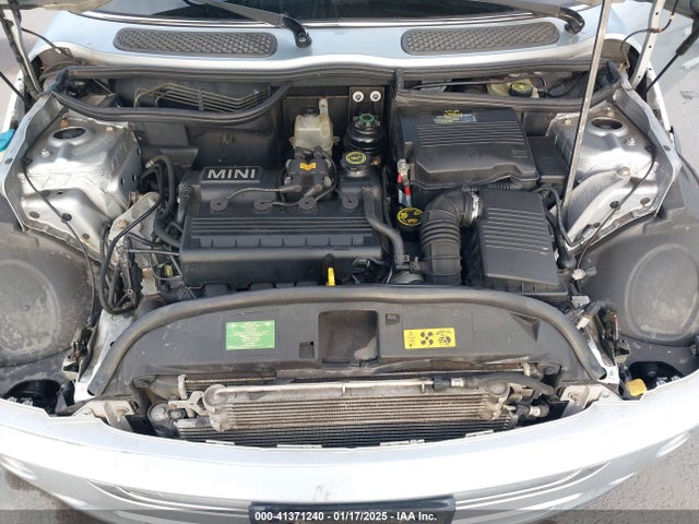 2006 MINI COOPER WMWRC33556TJ75825 Photo 9