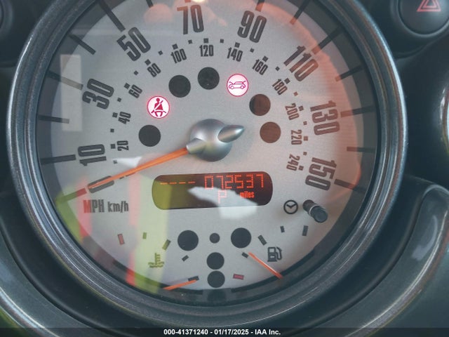 2006 MINI COOPER WMWRC33556TJ75825 Photo 6