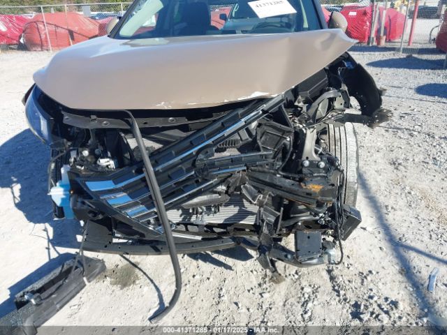 5N1BT3BB4SC781781 Nissan Rogue Sv Intelligent Awd