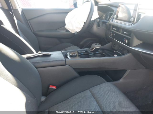 5N1BT3BB4SC781781 Nissan Rogue Sv Intelligent Awd