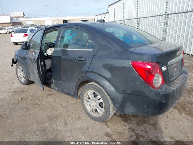 1G1JC5SB0F4141460 Chevrolet Sonic Lt Auto