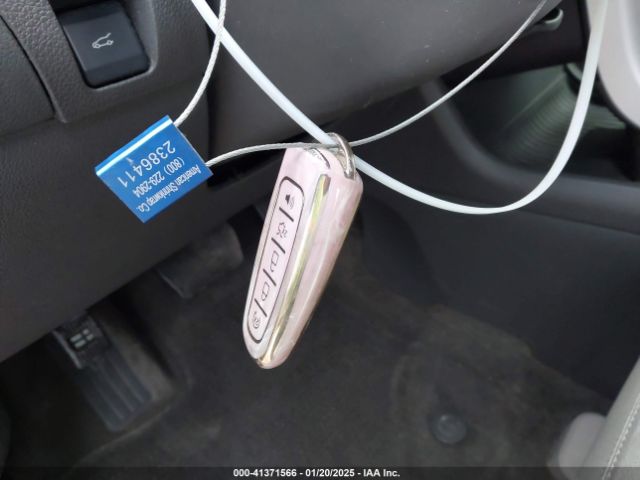 2FMDK3KC8EBB37757 Ford Edge Limited