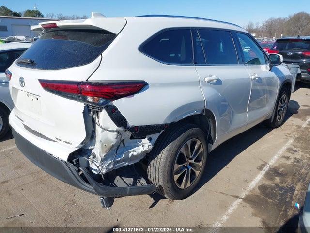 Toyota Highlander Xle 2020 5TDGZRBH3LS505950 Image 4