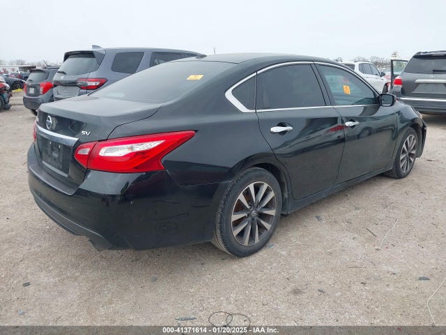 1N4AL3AP6HC234684 Nissan Altima 2.5 Sv