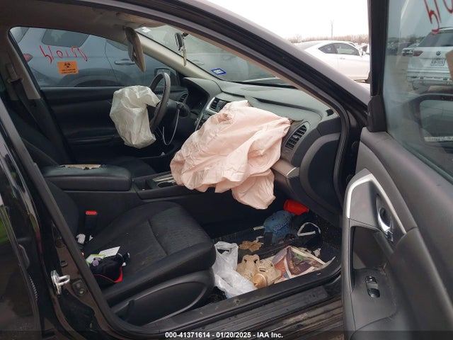 1N4AL3AP6HC234684 Nissan Altima 2.5 Sv