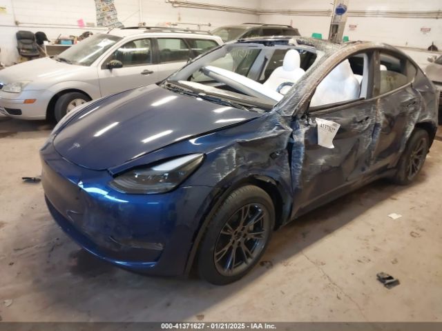 7SAYGDEE4SF216077 Tesla Model Y Long Range Dual Motor All-wheel Drive