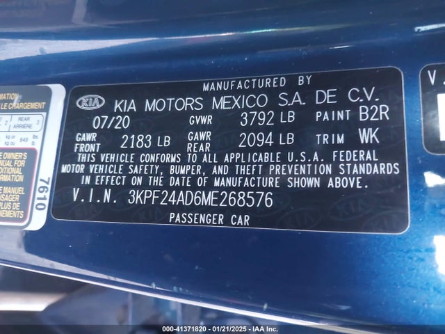 3KPF24AD6ME268576 KIA Forte Lxs