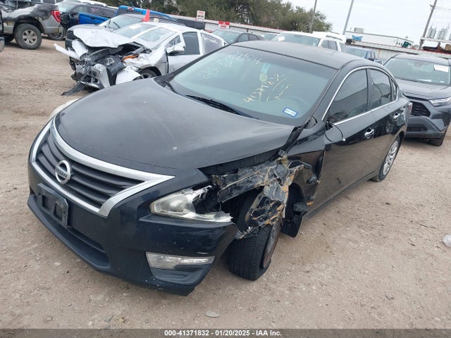 Nissan Altima 2.5 S 2015 1N4AL3AP1FN306280 Image 2