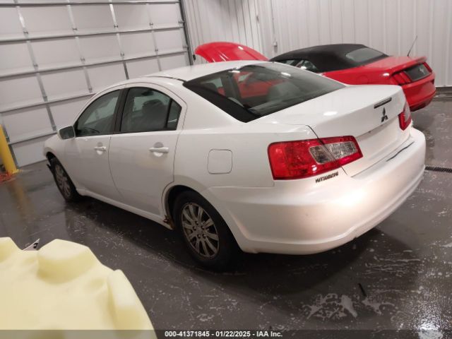 2011 MITSUBISHI GALANT 4A32B2FF0BE010475 Photo 2