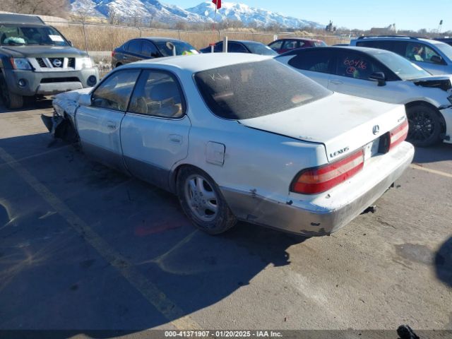 1996 LEXUS ES JT8BF12G2T0163288 Photo 2