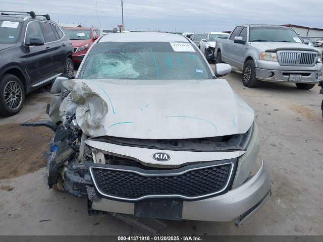 5XXGM4A7XEG328831 KIA Optima Lx