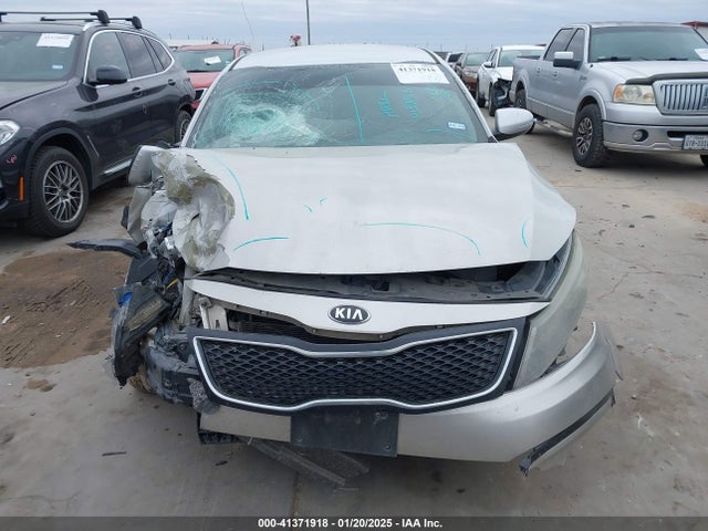 5XXGM4A7XEG328831 KIA Optima Lx