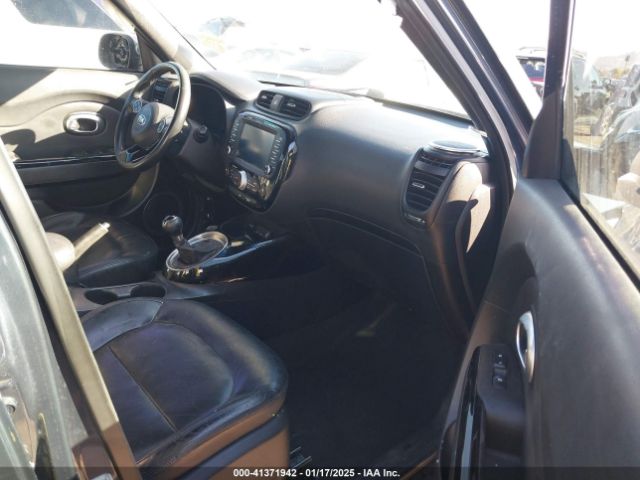 KNDJX3A56E7036351 KIA Soul !