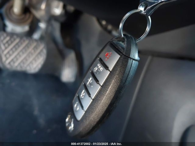 5N1DR2MN2JC614584 Nissan Pathfinder Sl