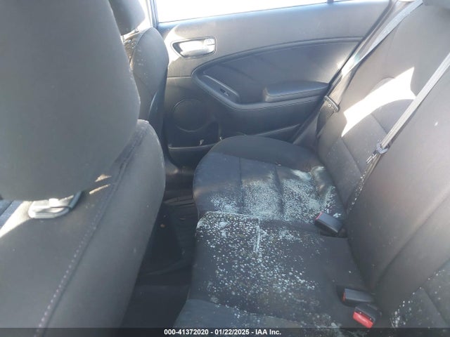 KNAFK4A63E5224773 KIA Forte