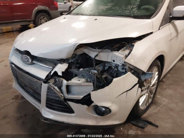 1FADP3N24EL184959 Ford Focus Titanium