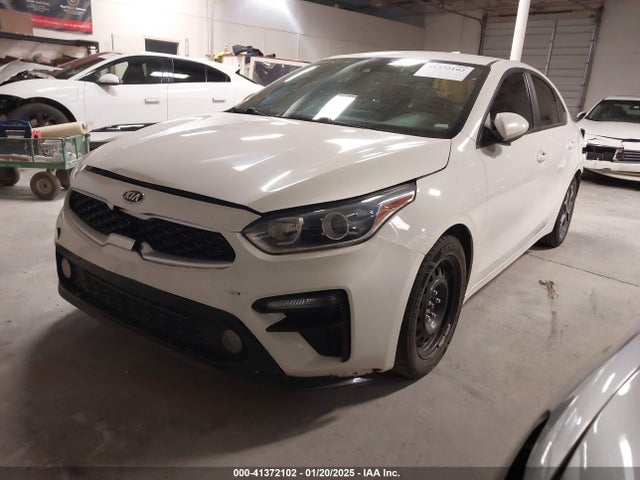KIA Forte Lxs 2021 3KPF24AD2ME280191 Image 2