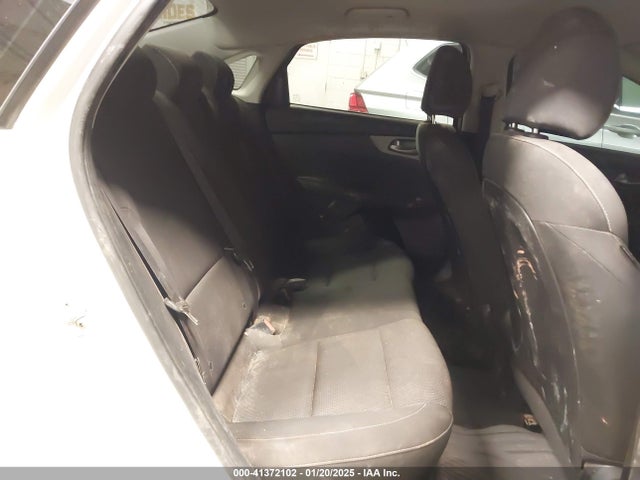 KIA Forte Lxs 2021 3KPF24AD2ME280191 Image 8
