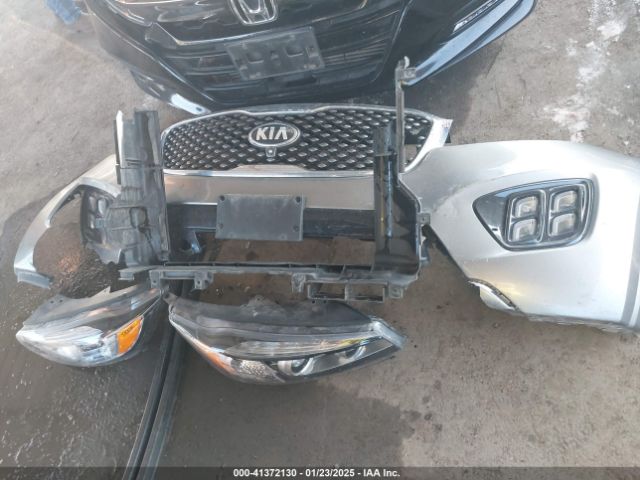 5XYPKDA56GG174783 KIA Sorento 3.3l Sxl