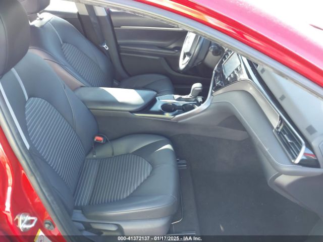 4T1B11HK2KU209166 Toyota CAMRY SE