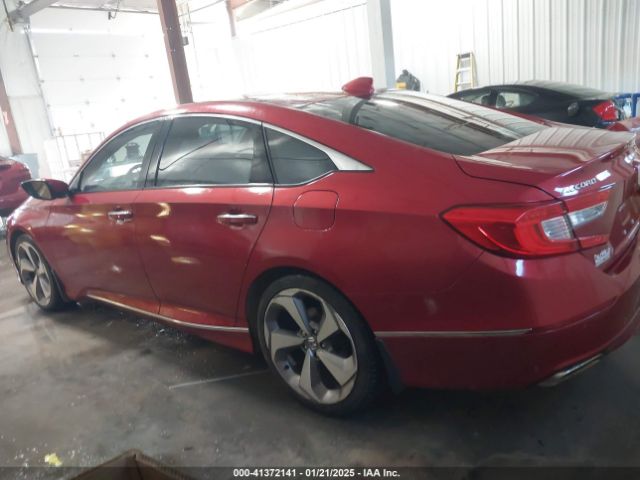 1HGCV2F90JA005924 Honda Accord Touring 2.0t