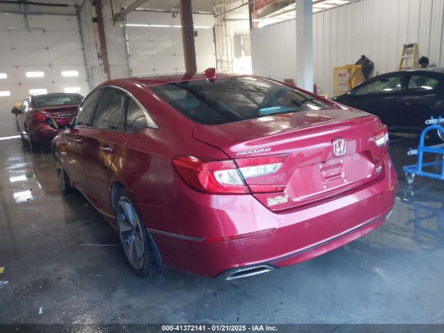 1HGCV2F90JA005924 Honda Accord Touring 2.0t
