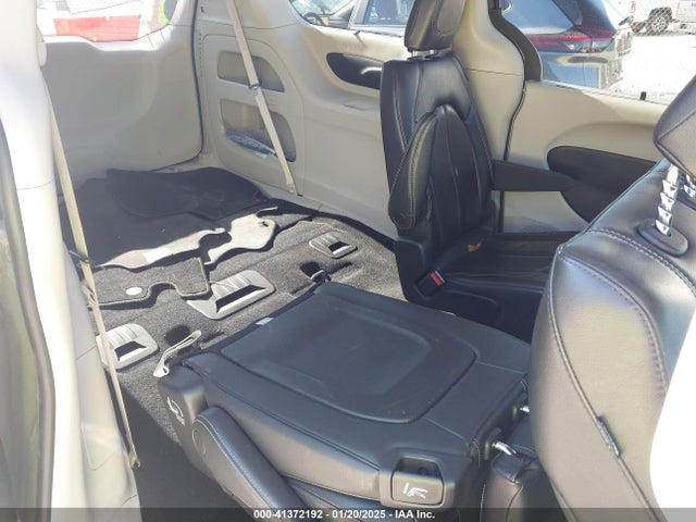 Chrysler Pacifica Touring L 2022 2C4RC1BG7NR188897 Image 8