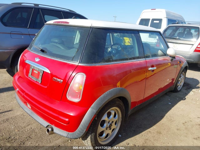 2003 MINI COOPER WMWRC33423TC41611 Photo 3