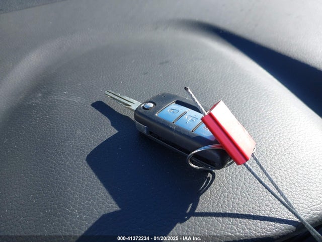 Nissan ROGUE S 2017 JN8AT2MT4HW133823 Image 11
