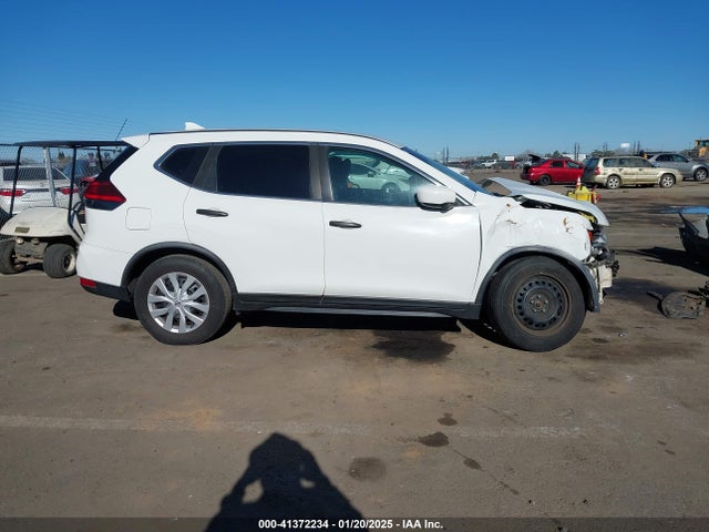 Nissan ROGUE S 2017 JN8AT2MT4HW133823 Image 14