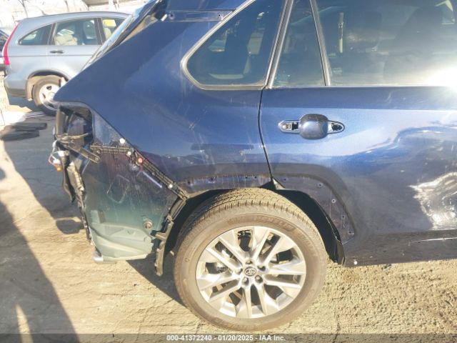 2T3A1RFV4RW410222 Toyota Rav4 Xle Premium
