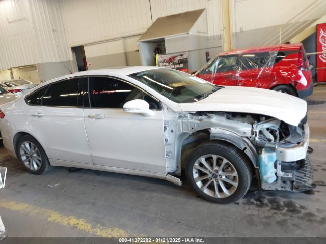 3FA6P0PUXHR277948 Ford Fusion Energi Se Luxury