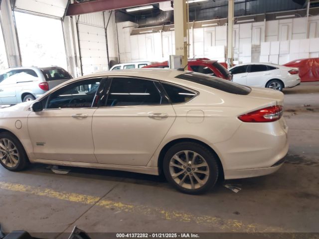 3FA6P0PUXHR277948 Ford Fusion Energi Se Luxury