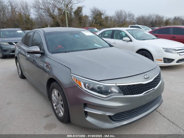 KIA Optima Lx 2018 5XXGT4L32JG181962 Image 1