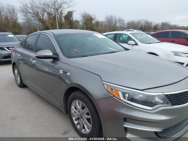 KIA Optima Lx 2018 5XXGT4L32JG181962 Image 13