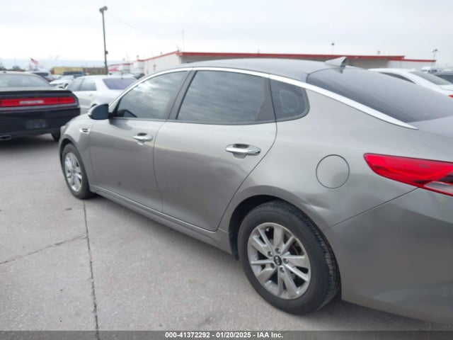 KIA Optima Lx 2018 5XXGT4L32JG181962 Image 14